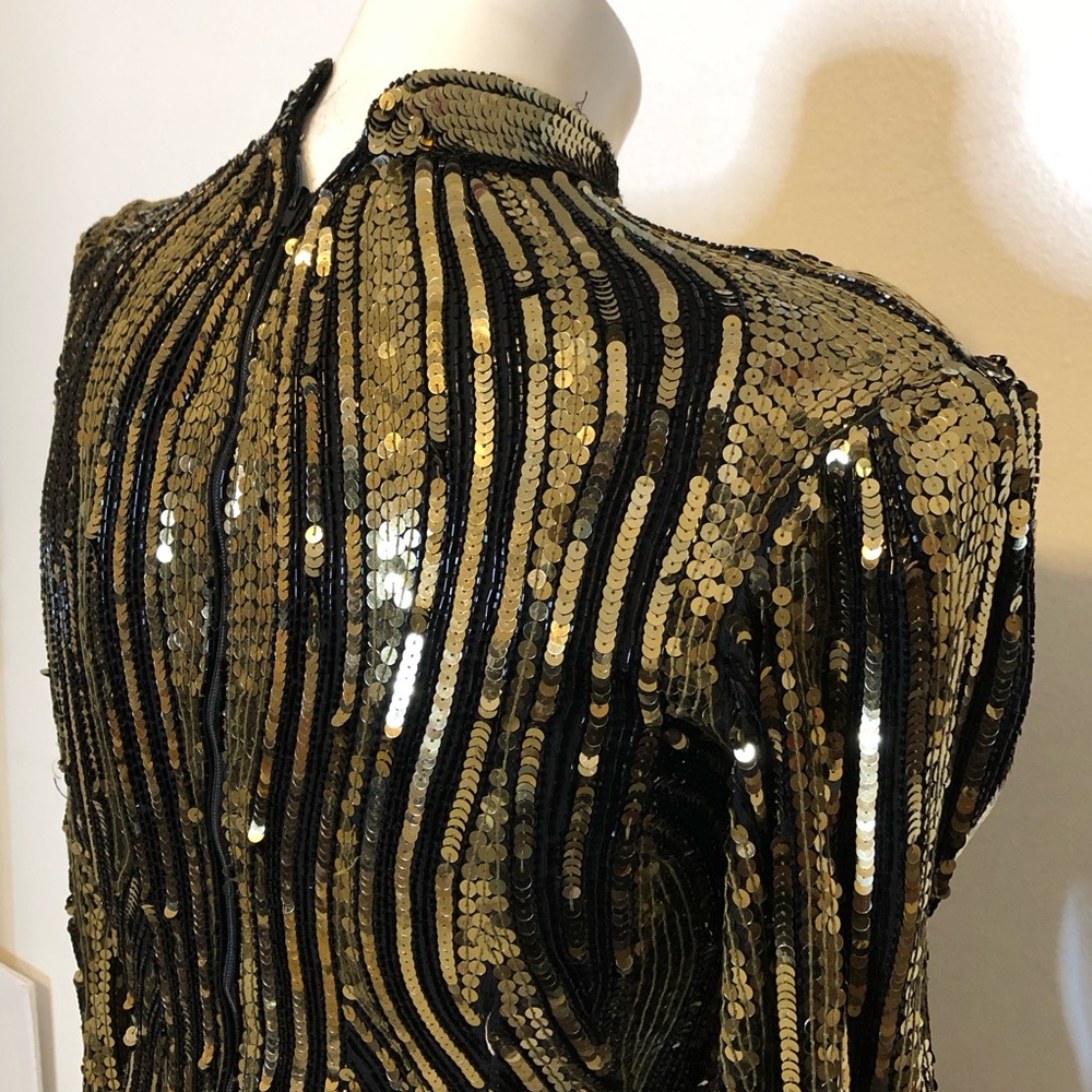 Judith Ann Creation Black & Gold Fully Sequin Long Sleeved Gown. Med - Picture 6 of 13